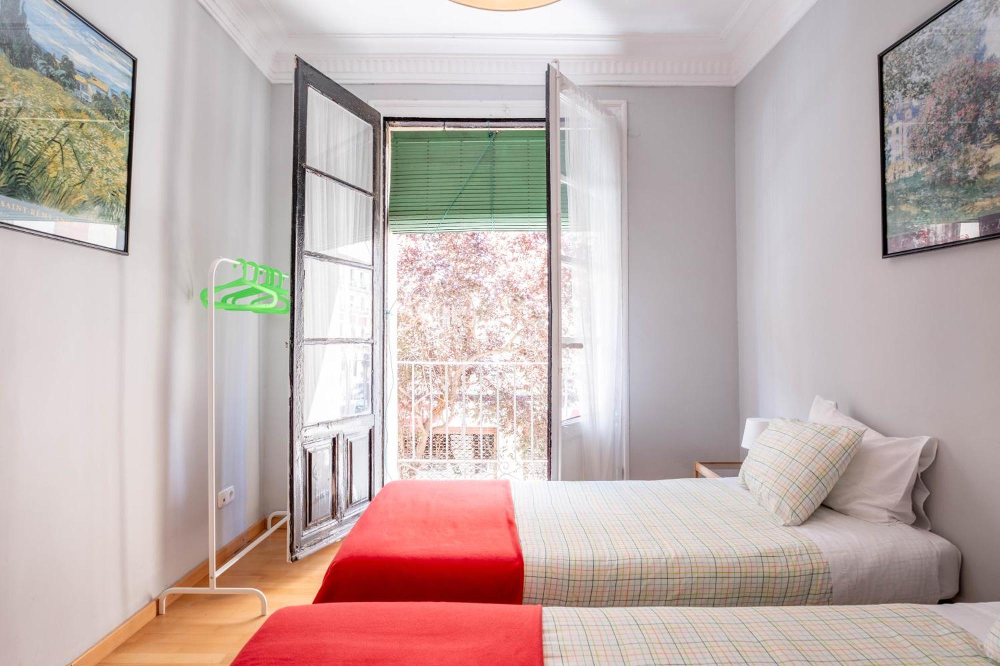 Apartamentos Coso 萨拉戈萨 外观 照片