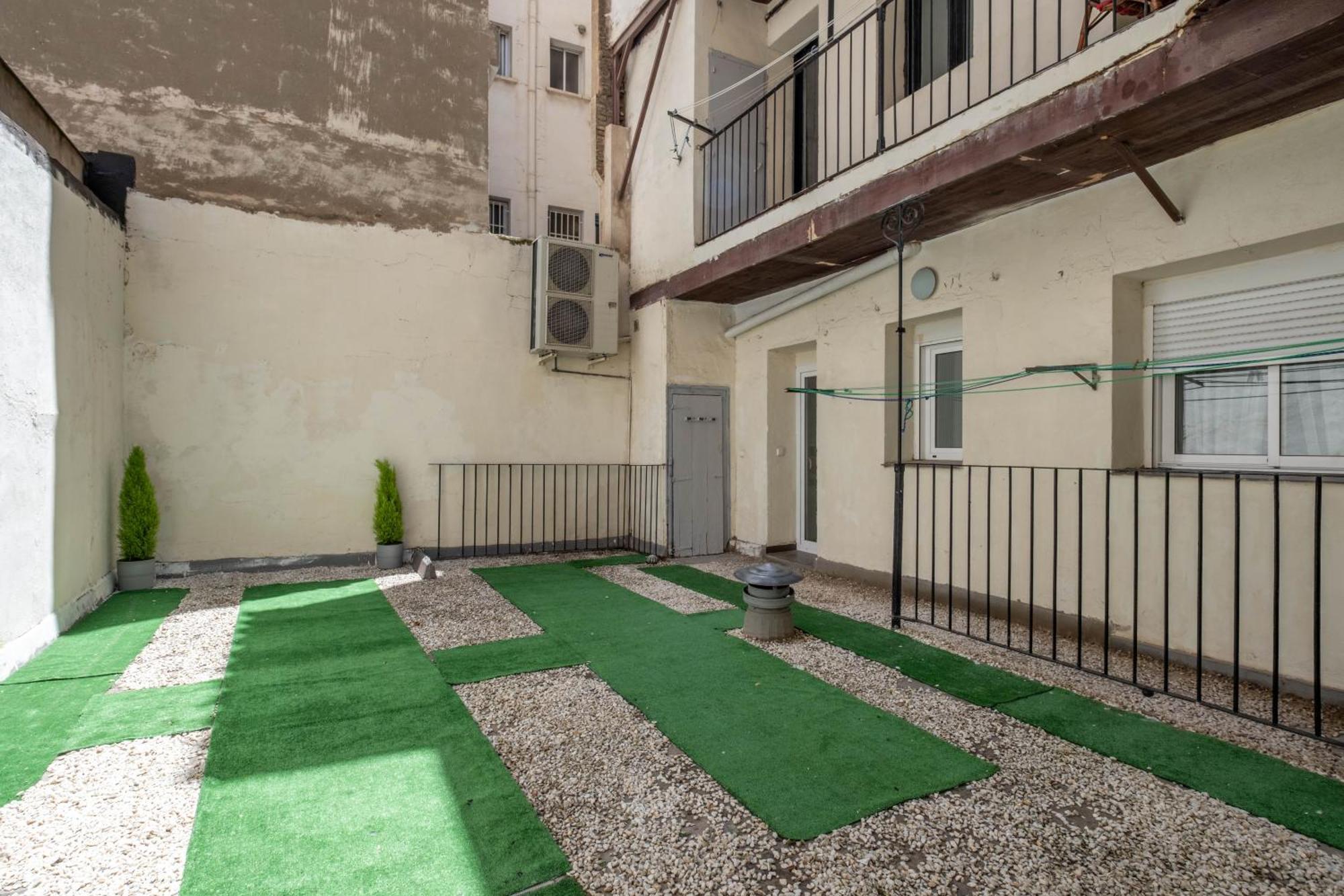Apartamentos Coso 萨拉戈萨 外观 照片